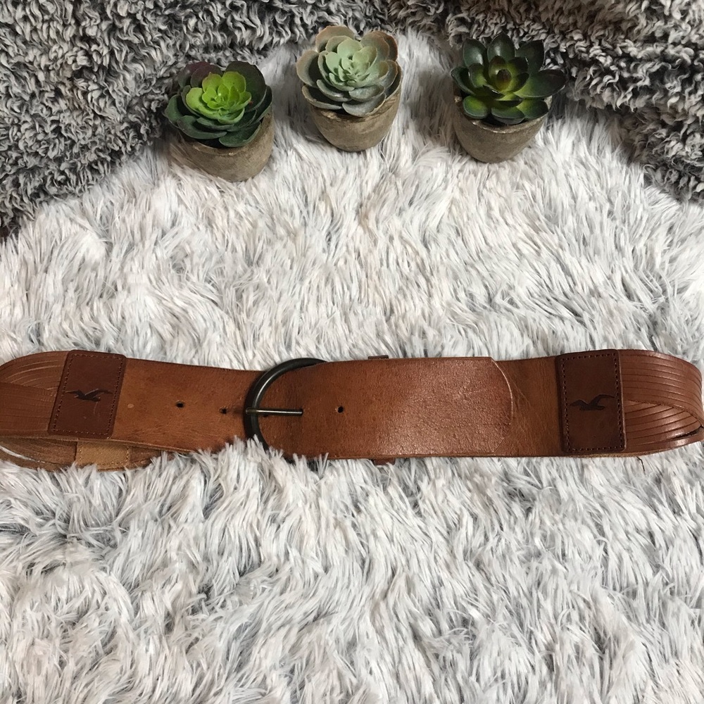 hollister belt size small